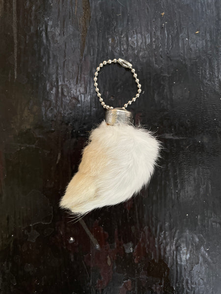 The Real McCoy’s Buco Rabbit Foot Key Chain - White (BA25101)