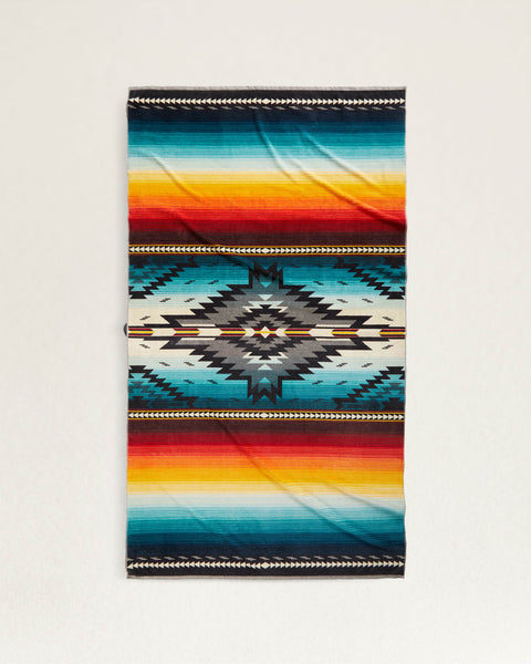 Pendleton Oversized Jacquard Spa Towel – Saltillo Sunset (XB233 57081)