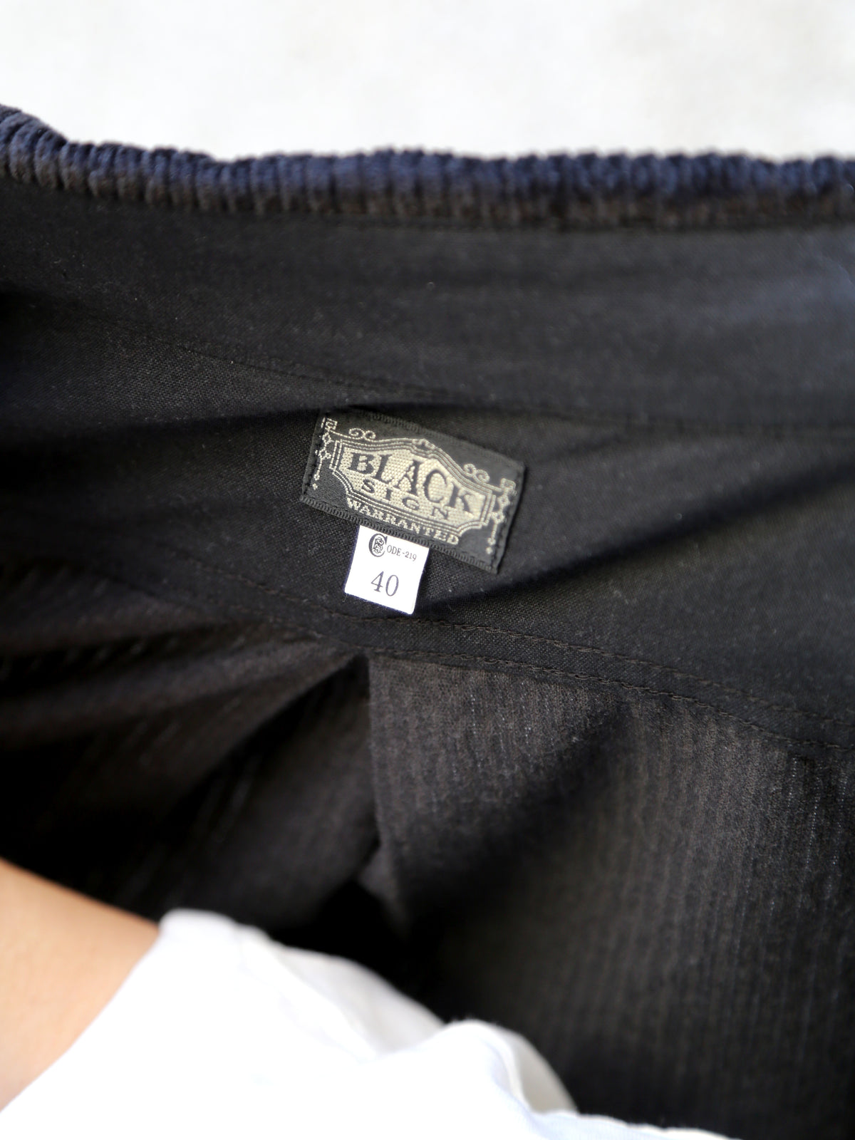 Black Sign Shining Cord Soldier Shirt – Silky Black (BSFL-23102)