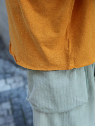 Indigofera Leon Raglan Tshirt - Orange/Green Resin