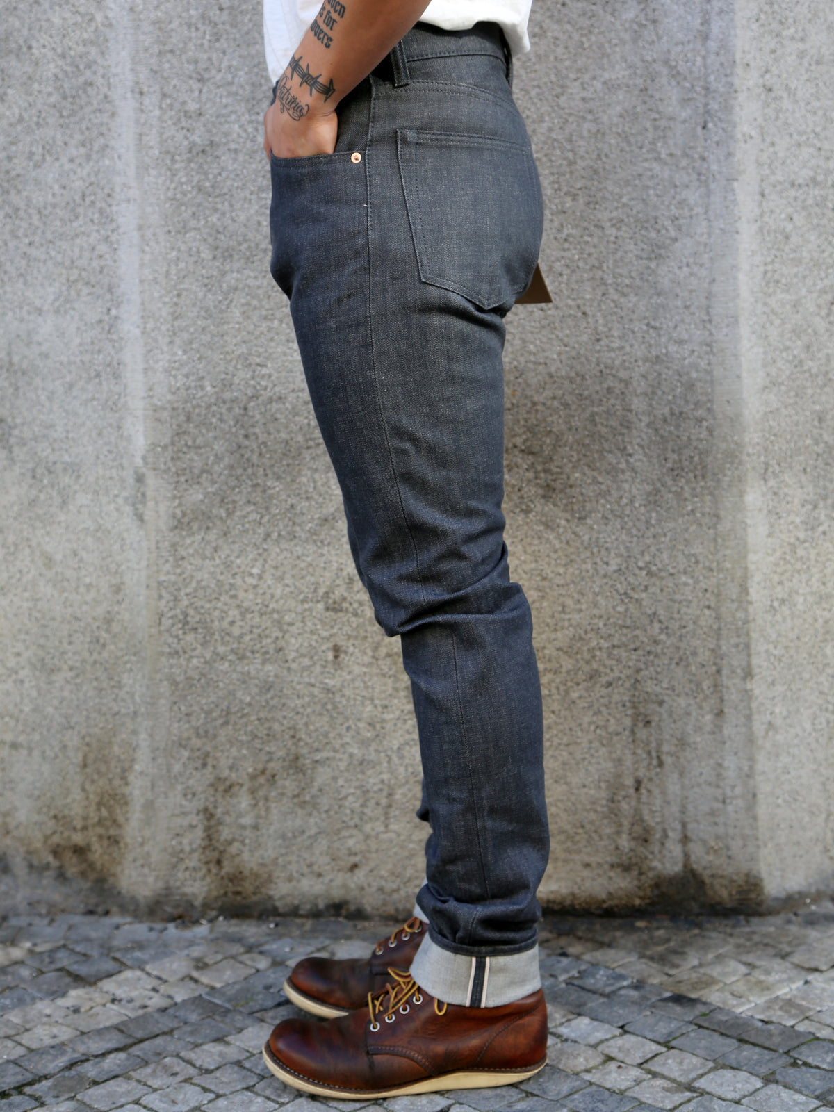 Momotaro 0405-70G 14oz Selvedge Denim High Tapered – Grey