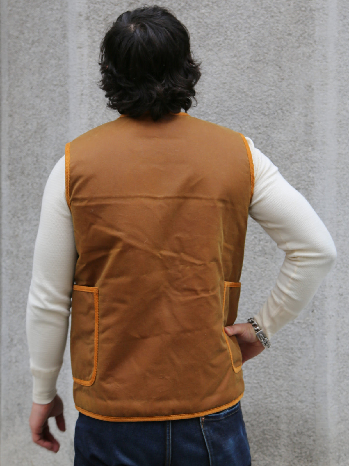 Fleurs de Bagne Gilet Discipline – Gold Wax Halley Stevenson / White Fur (W23-011M)