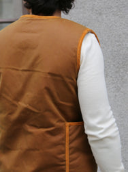 Fleurs de Bagne Gilet Discipline – Gold Wax Halley Stevenson / White Fur (W23-011M)