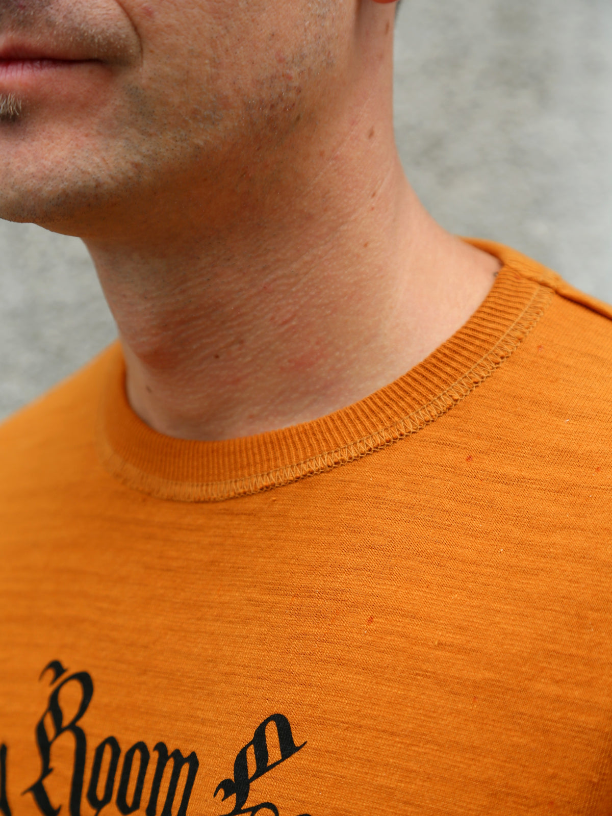 The Real McCoy's Buco Athletic Tee Trophy Room Lounge – Mustard (BC25007-061)