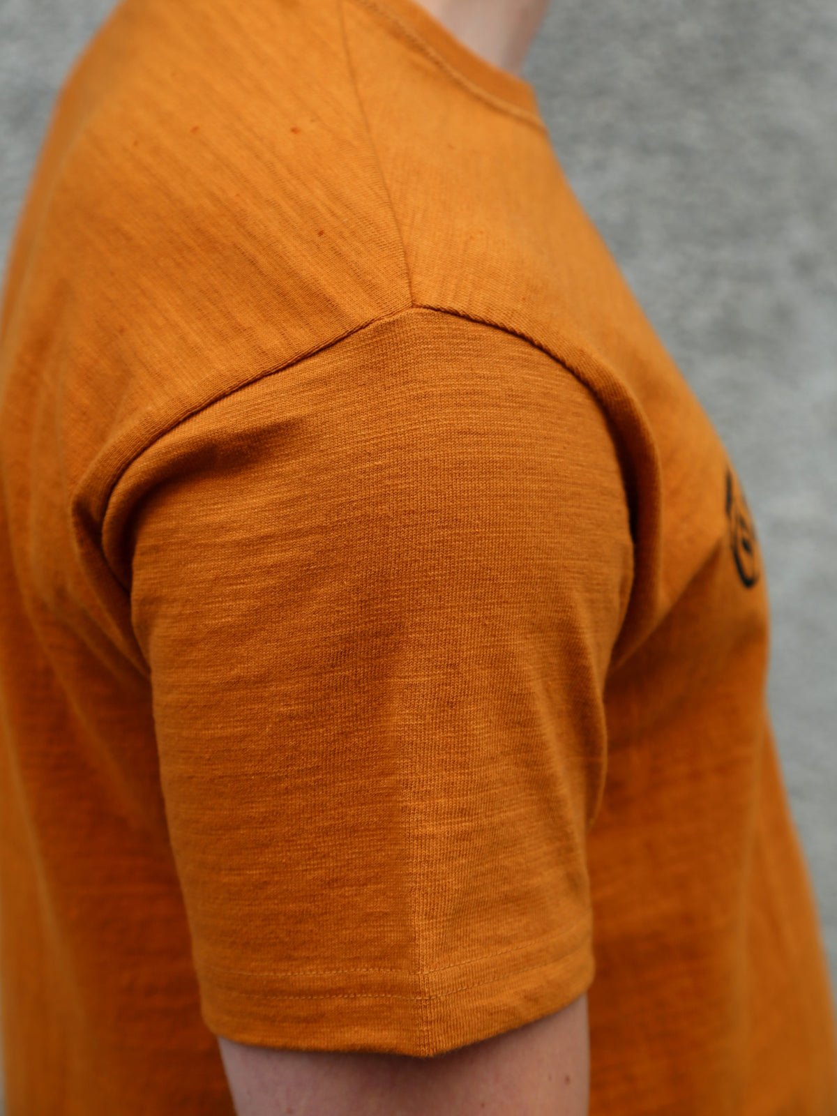 The Real McCoy's Buco Athletic Tee Trophy Room Lounge – Mustard (BC25007-061)