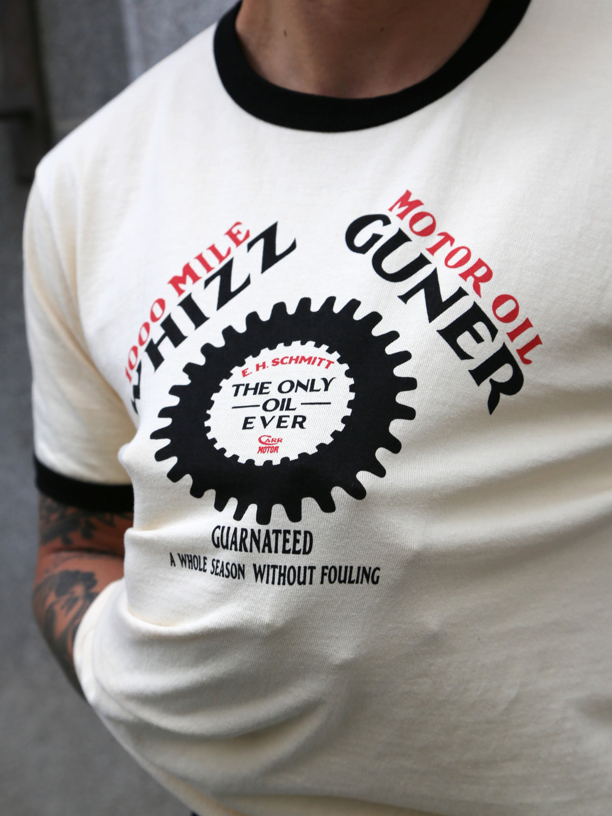 The Real McCoy's Whizz Gunner Tee – Cream/Black (MC25016-301)