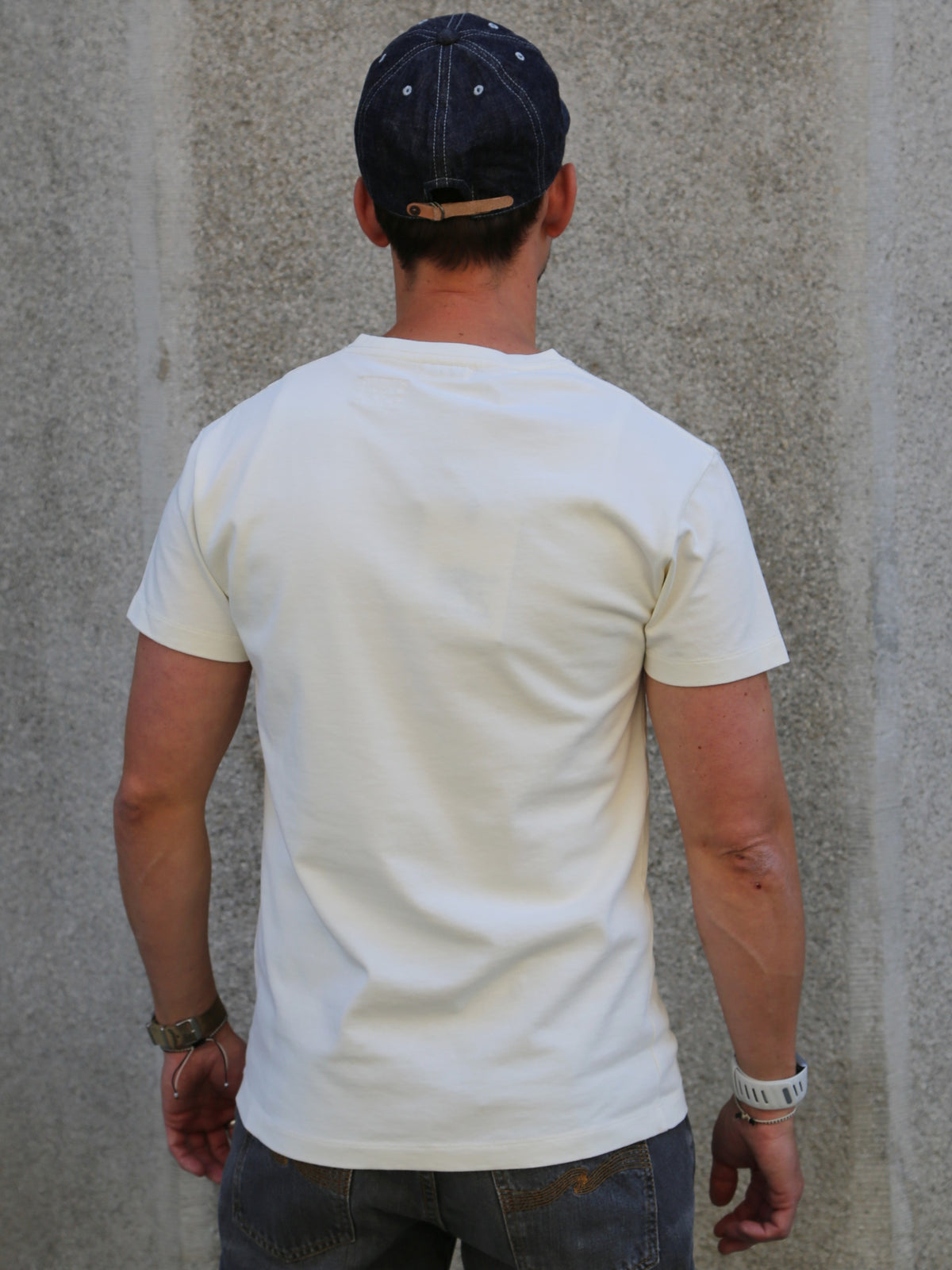 Indigofera Wilson T-Shirt – Cocatoo White (2301-155-10)