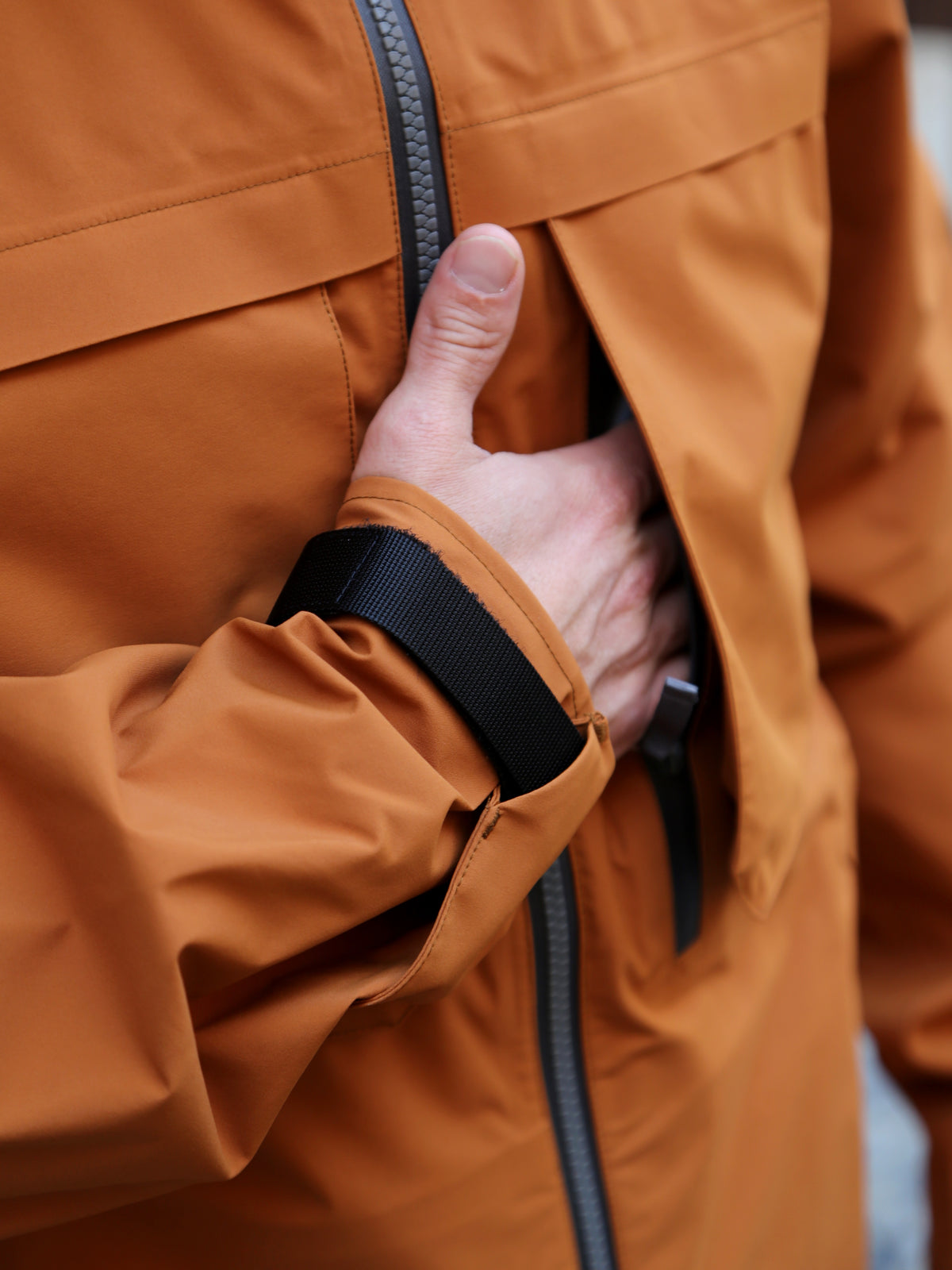 Tilak Poutník Caw Gore-Tex Jacket - Roasted Pecan