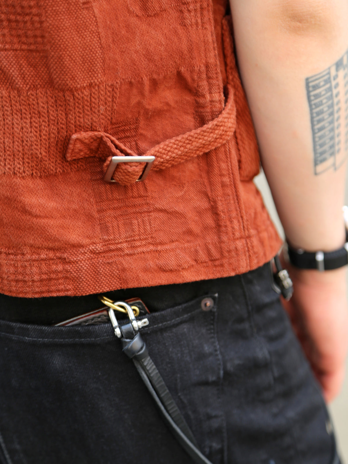 Studio D'Artisan "Amami Dorozome" Boro Jacquard Vest – Brown (4605)