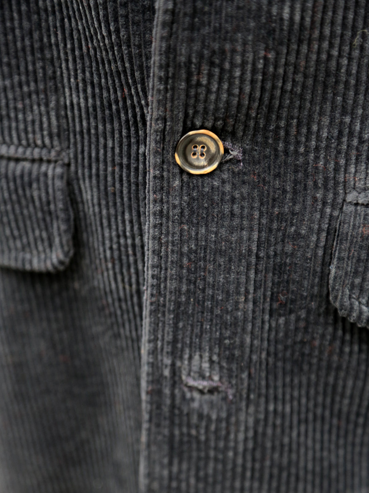 Hansen Garments Vincent Classic Four Button Blazer – Dusty Black (30-35-2)