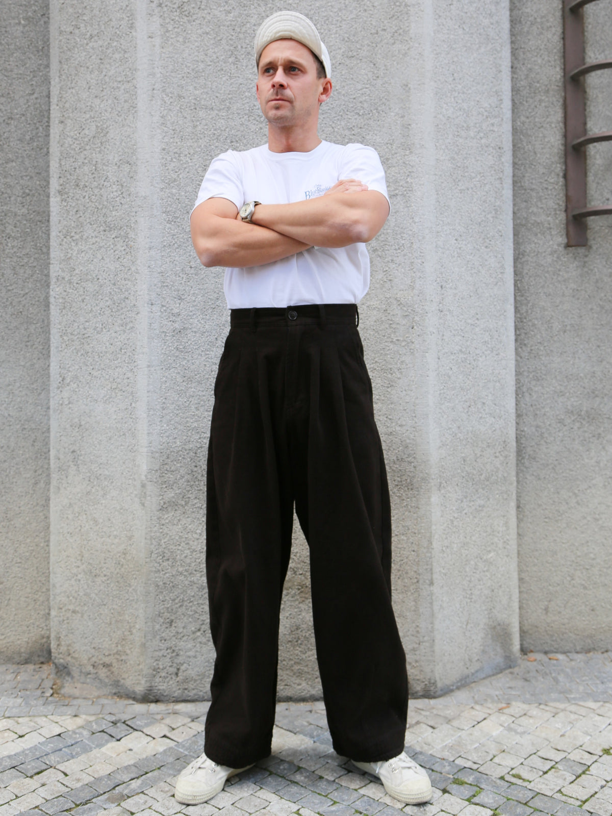 Hansen Garments Andrew Baloon Trousers – Coffee Drill (30-34-9)