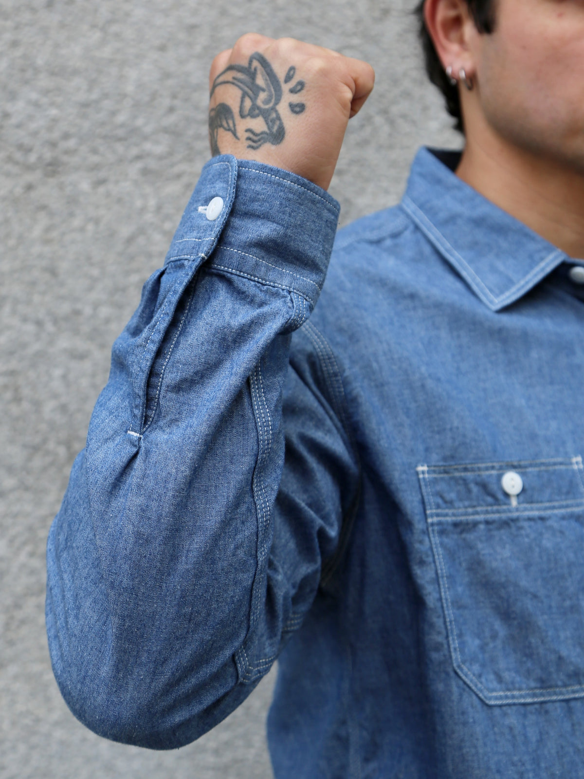 Momotaro 5oz Chambray Shirt – Indigo (MMLS1001)