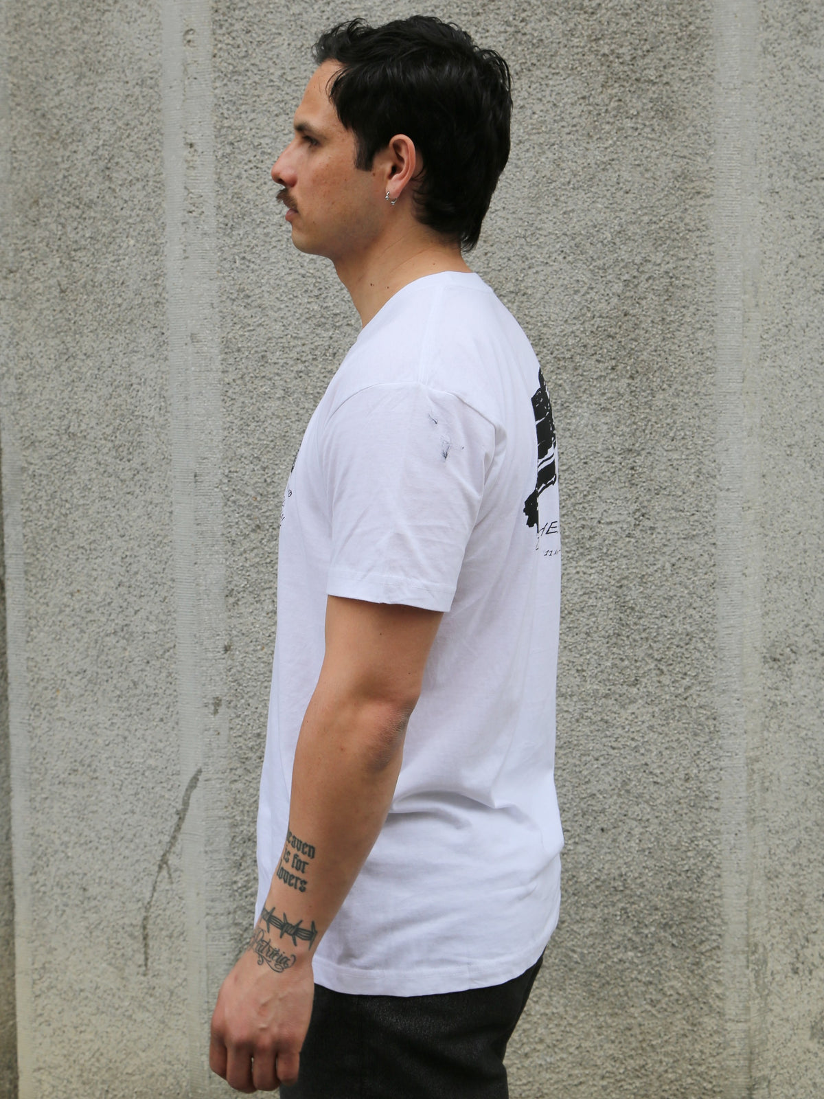 Blue Blanket Denim Heads 10th Anniversary Printed Tubular T-shirt – White (TS9 IT78)