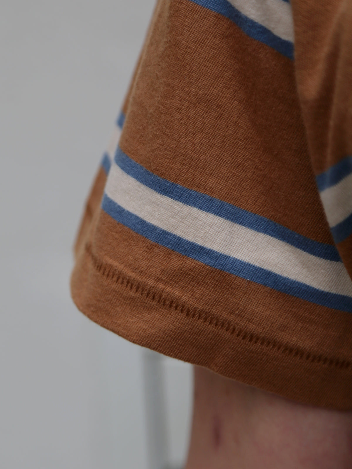 Nudie Jeans Leffe 90s Stripe T-Shirt – Tobacco (131872)