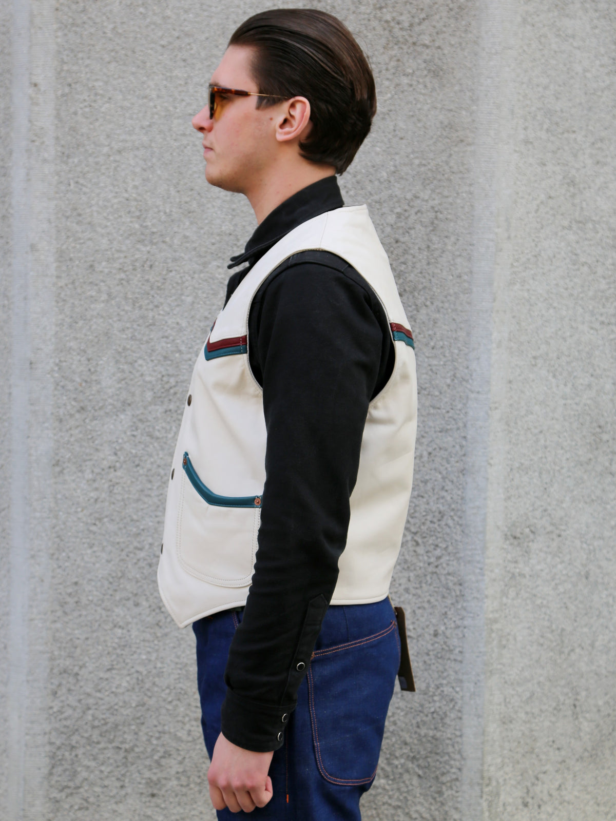 Indigofera Mahan Leather Vest – White Navak/White Teacore (7101-933-99)