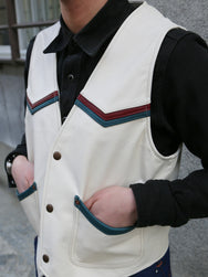 Indigofera Mahan Leather Vest – White Navak/White Teacore (7101-933-99)