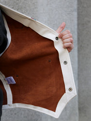 Indigofera Mahan Leather Vest – White Navak/White Teacore (7101-933-99)