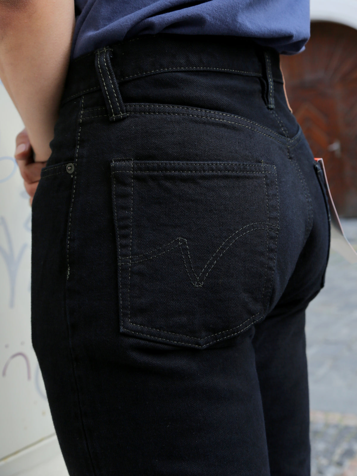 Iron Heart 14oz Broken Twill Selvedge Relaxed Tapered Jeans – Indigo Overdyed Black (IH-888SBR-14od)