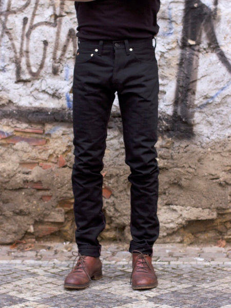 Momotaro 0306-B Tight Tapered Black