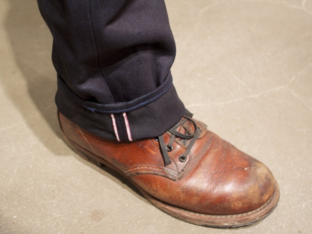 Momotaro Jeans Slim Straight Indigo x Black 0202