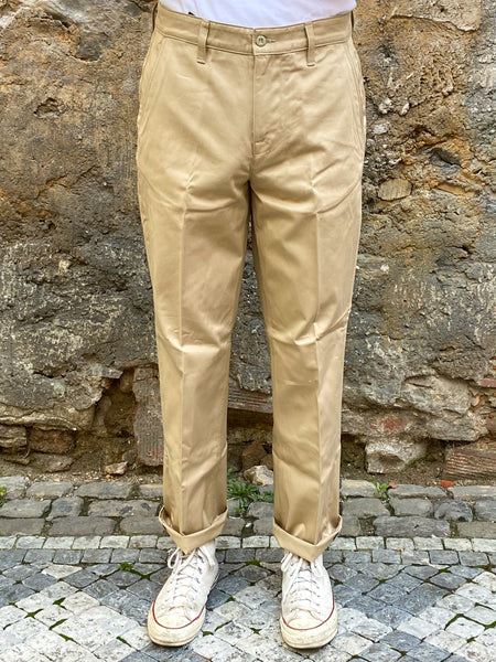 Nudie Jeans Lazy Leo Beige