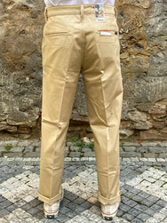 Nudie Jeans Lazy Leo Beige