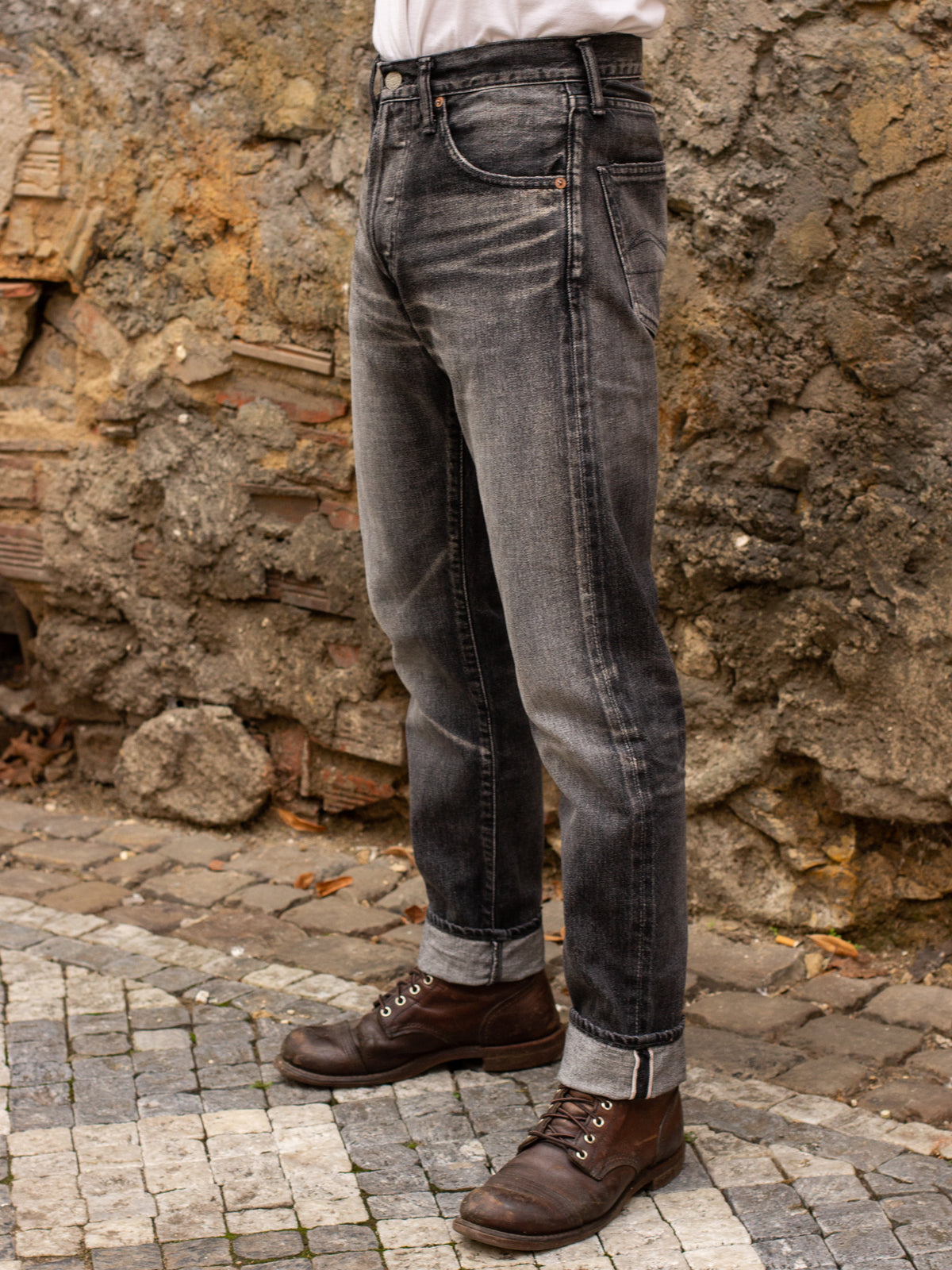 Studio d'Artisan D1826UB Ivy Used Wash Jeans