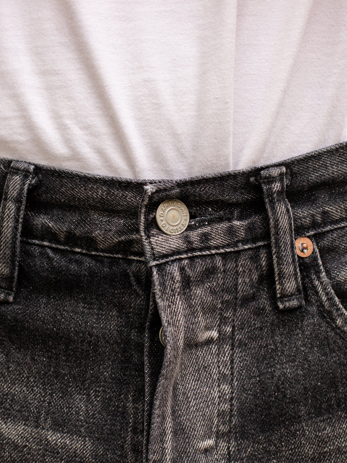 Studio d'Artisan D1826UB Ivy Used Wash Jeans