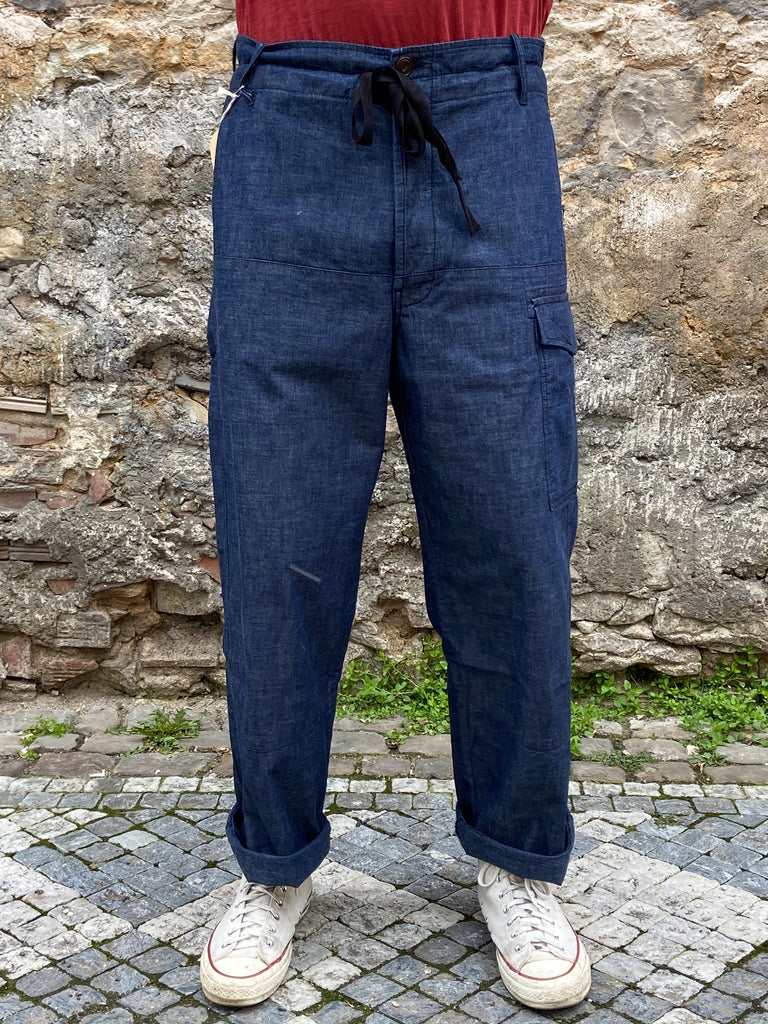 【SATIIIZ】Eater Button Cargo Banding Denim Pants SATiiiZ(サティーズ)のメンズ デニム・ジーパン 人気アイテム
