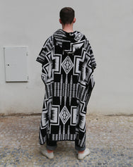 Pendleton Adult Jacquard Hooded Towel Harding Black (XB248 55214)