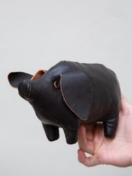 The Real McCoy's MN16001 Handcrafted Horsehide Animals / Pig - Small