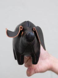 The Real McCoy's MN16001 Handcrafted Horsehide Animals / Pig - Small