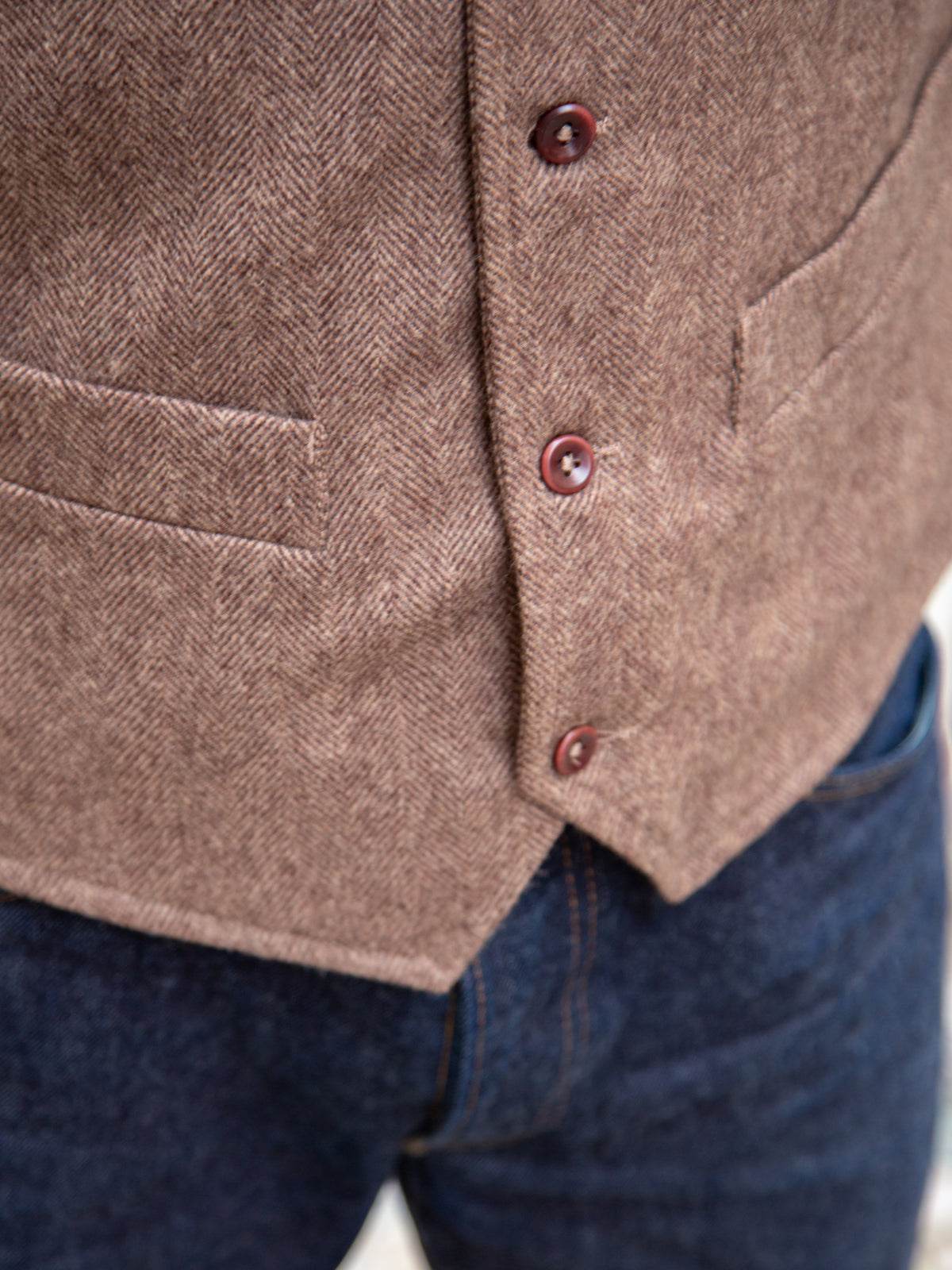Fleurs de Bagne The "BORSALINO" Vest / Herringbone - Sand