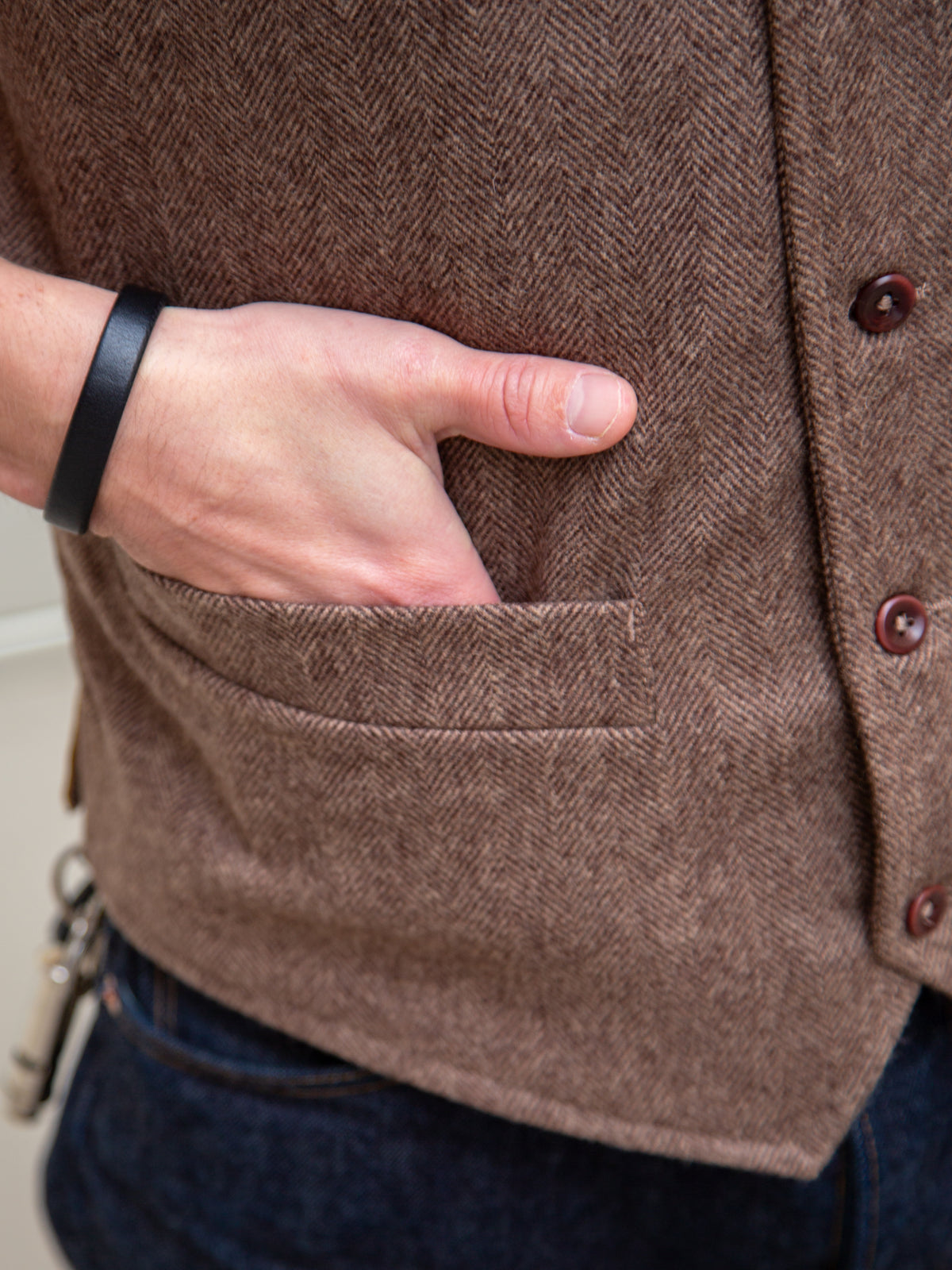 Fleurs de Bagne The "BORSALINO" Vest / Herringbone - Sand