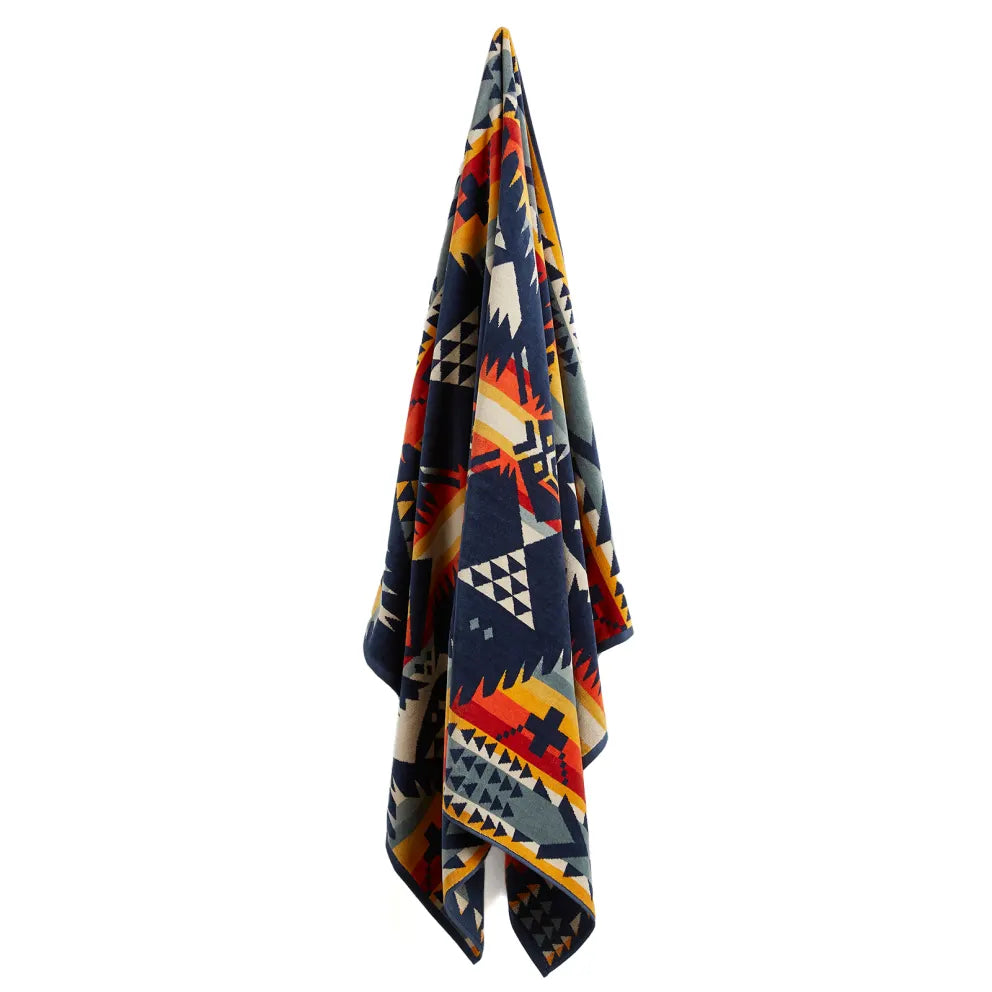 Pendleton Oversized Jacquard Spa Towel – Nehalem Navy XB233 57282