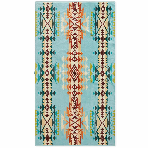 Pendleton Oversized Jacquard Spa Towel in Highland Peak Aqua (XB233-57234)