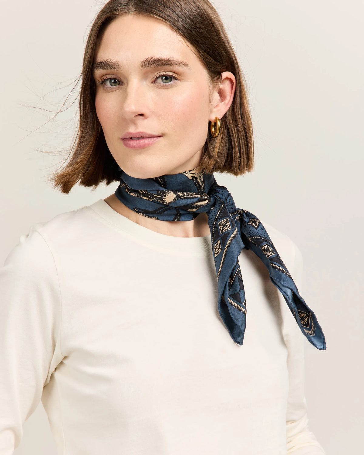 Pendleton Herd of Horses Silk Scarf – Navy (GS293-41205)