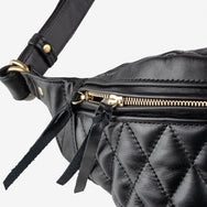 Iron Heart Diamond Stitched Leather Waist Bag - Black