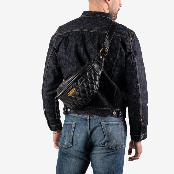 Iron Heart Diamond Stitched Leather Waist Bag - Black