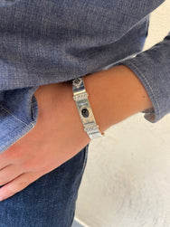 First Arrow’s KAN Stamp Bangle with Black Star – BR-322