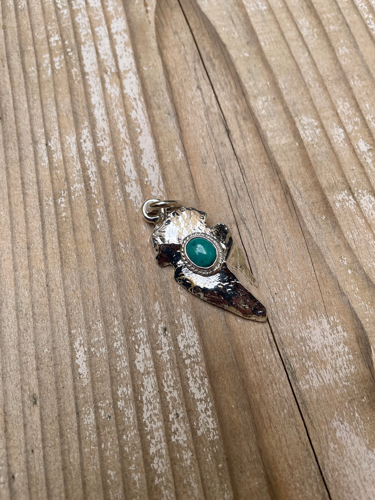 First Arrow's Arrow head with turquoise P-038
