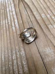 First Arrow's Double Feather Ring R-156