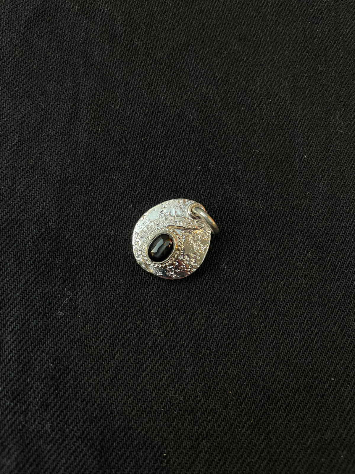 First Arrow’s Thunderbird Metal Top with Black Star – P-505