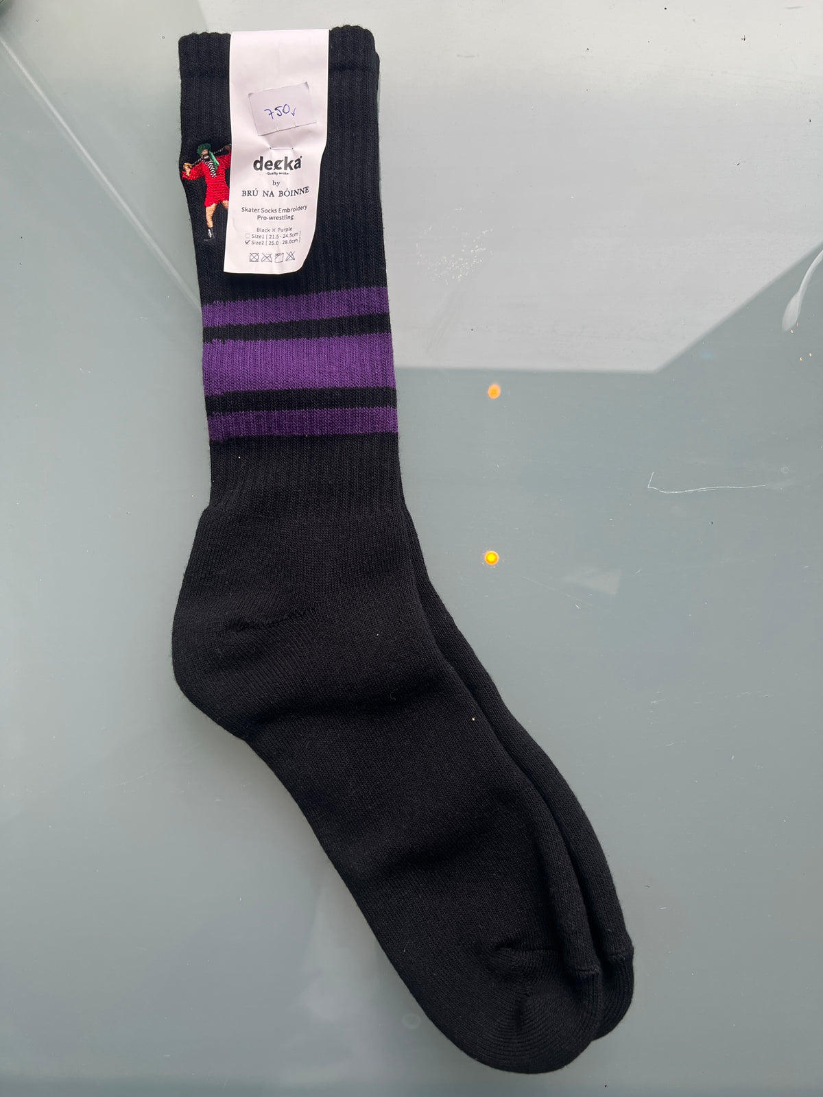 Decka Skater Socks Embroidery / Pro-wrestling - Black x Purple
