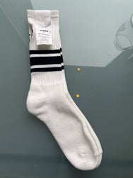 Decka Skater Socks Embroidery / Japan - White x Black