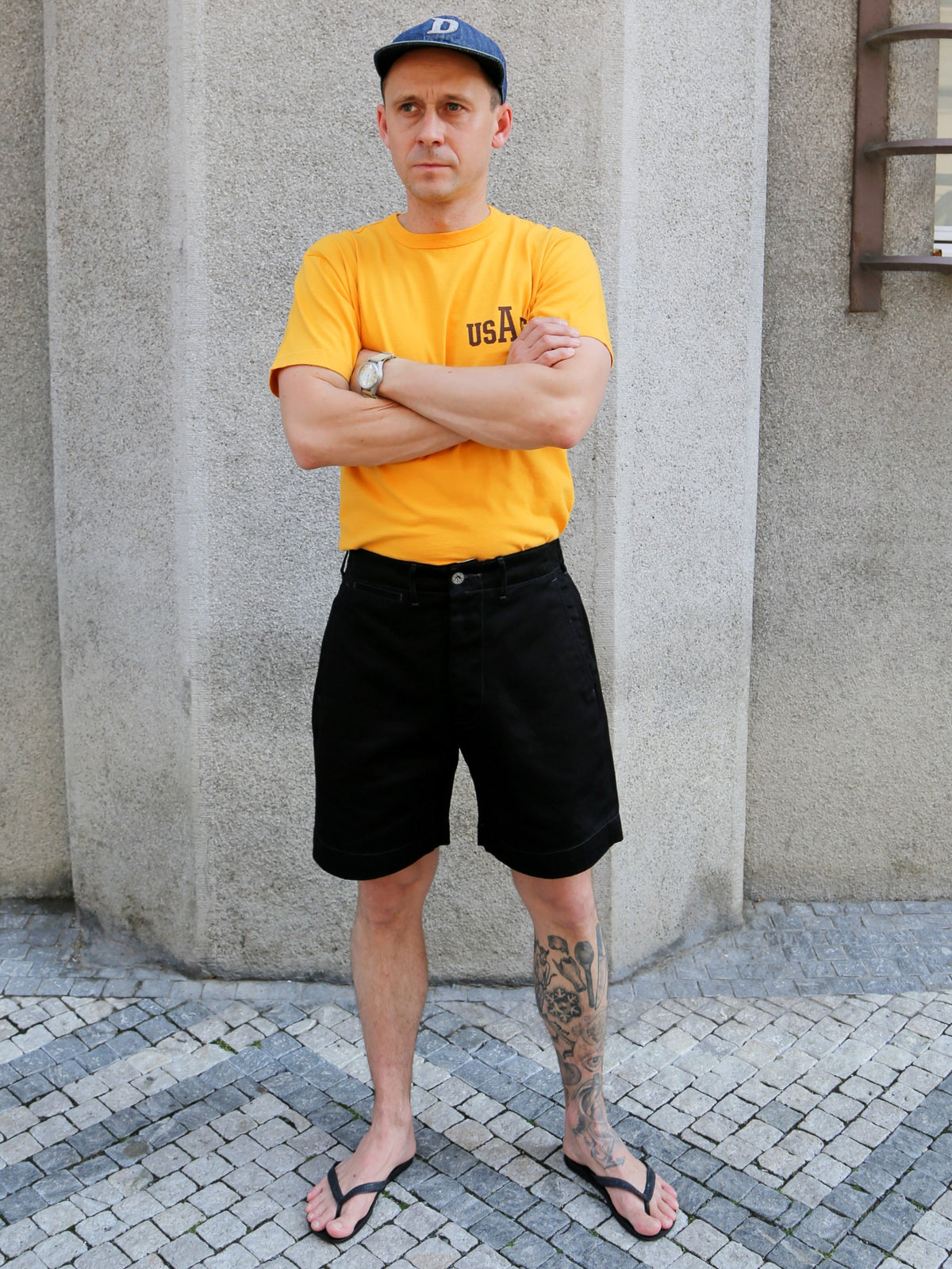 Buzz Rickson's 1945 Chino Shorts – Black (BR52381A)