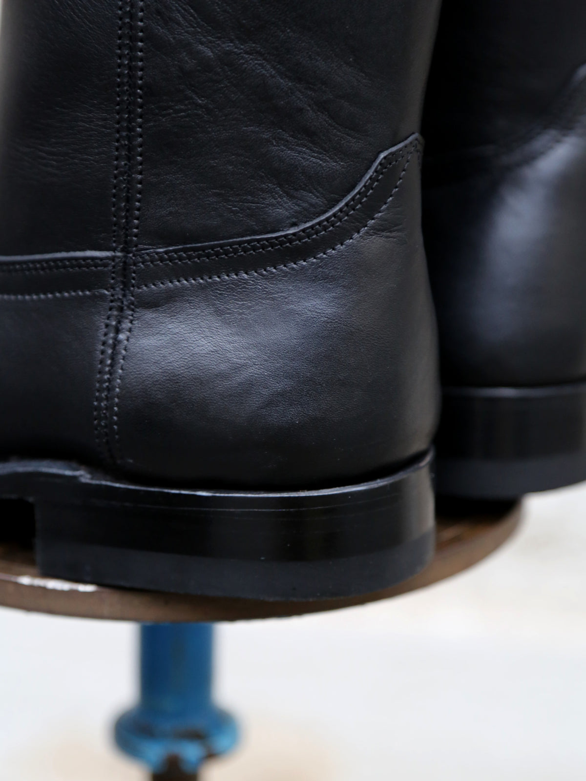 Unmarked Roper Boots – Black (for Woman)