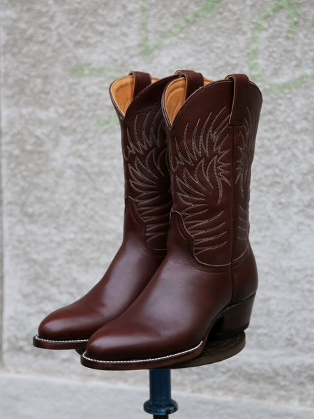 Unmarked Durango Boots V2 – Brown (for Woman)