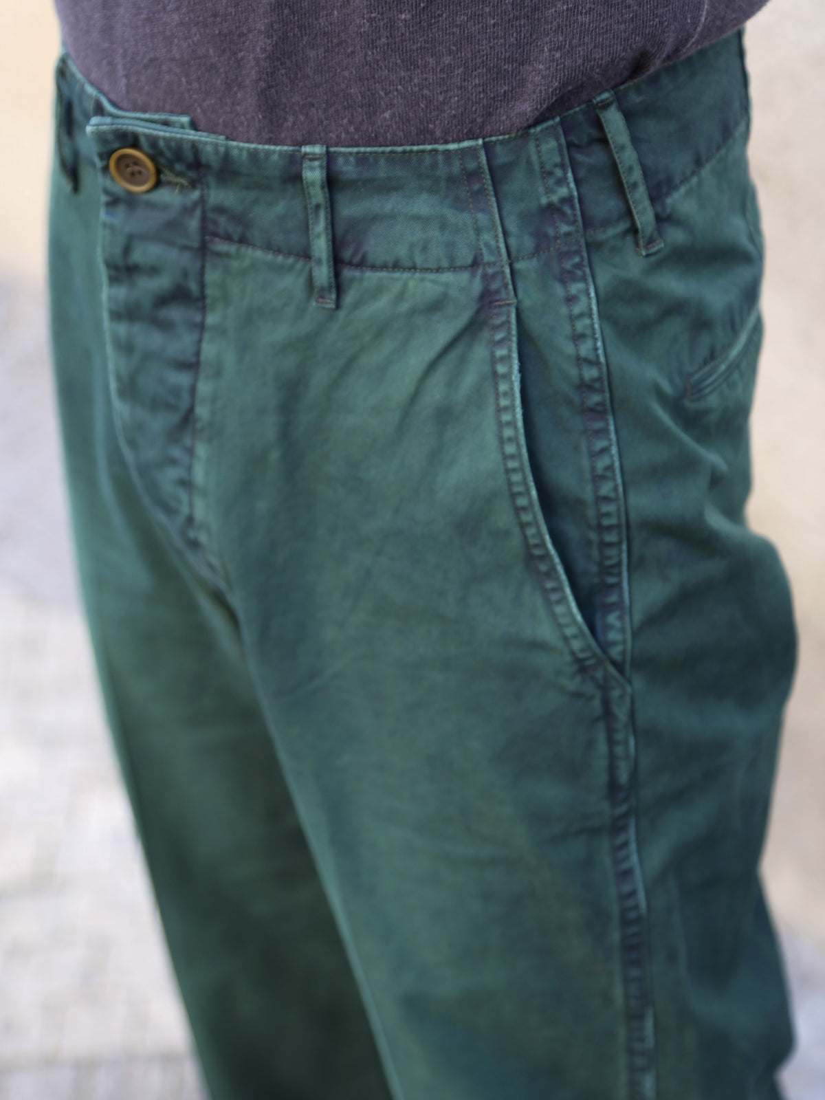 Studio d'Artisan Indigo Veil Chino Trousers – Indigo Green (1923)