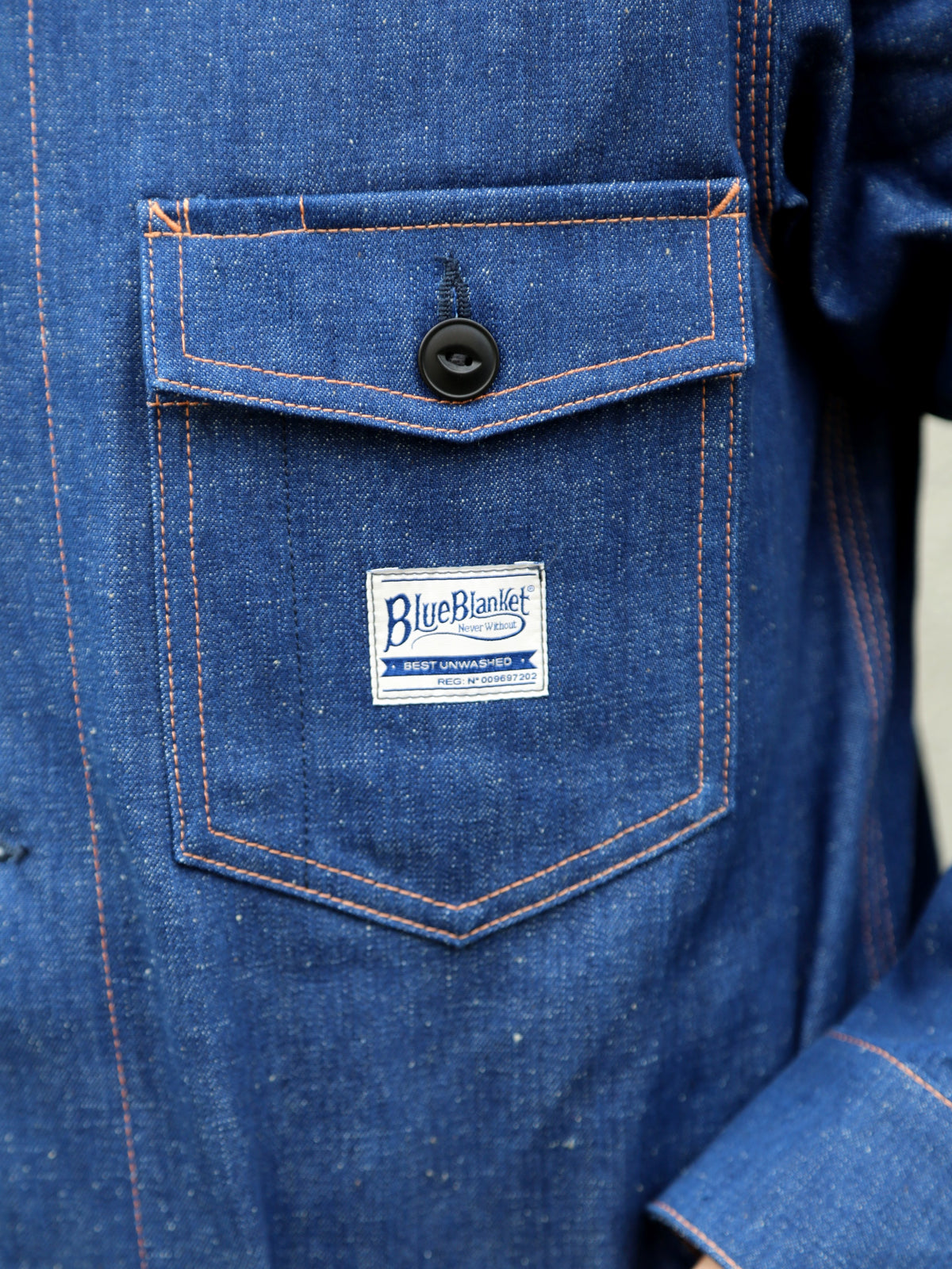 Blue Blanket Chore Jacket – Indigo (J25 TR81)